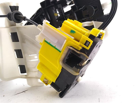 Alfa Romeo Giulia Rear Right Door Handle 
50545350