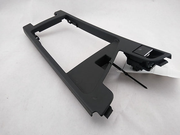 Alfa Romeo Giulia Center Trim Console
156121184