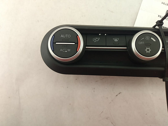 Alfa Romeo Giulia AC Climate Control Switch Assembly
01561303470
02127
01221
28516