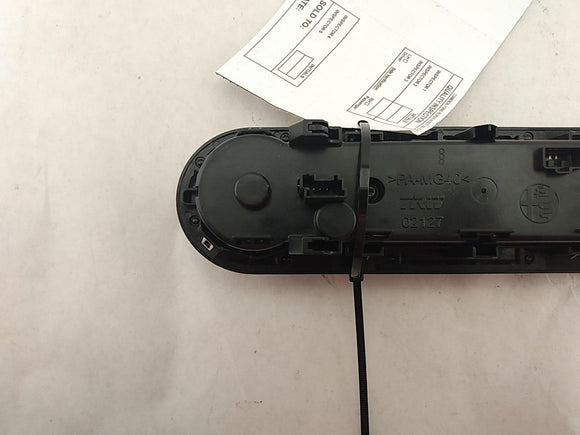 Alfa Romeo Giulia AC Climate Control Switch Assembly
01561303470
02127
01221
28516