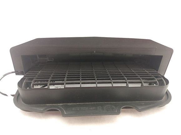 Alfa Romeo Giulia Body Vent Grille 
15989553
50544528