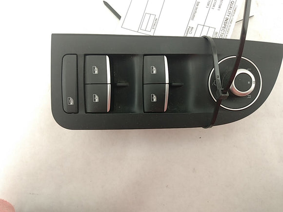 Alfa Romeo Giulia Front Left Window Switch
01561291690
01561181990