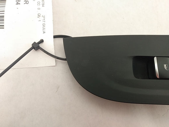 Alfa Romeo Giulia Front Right Window Switch 
01561092280