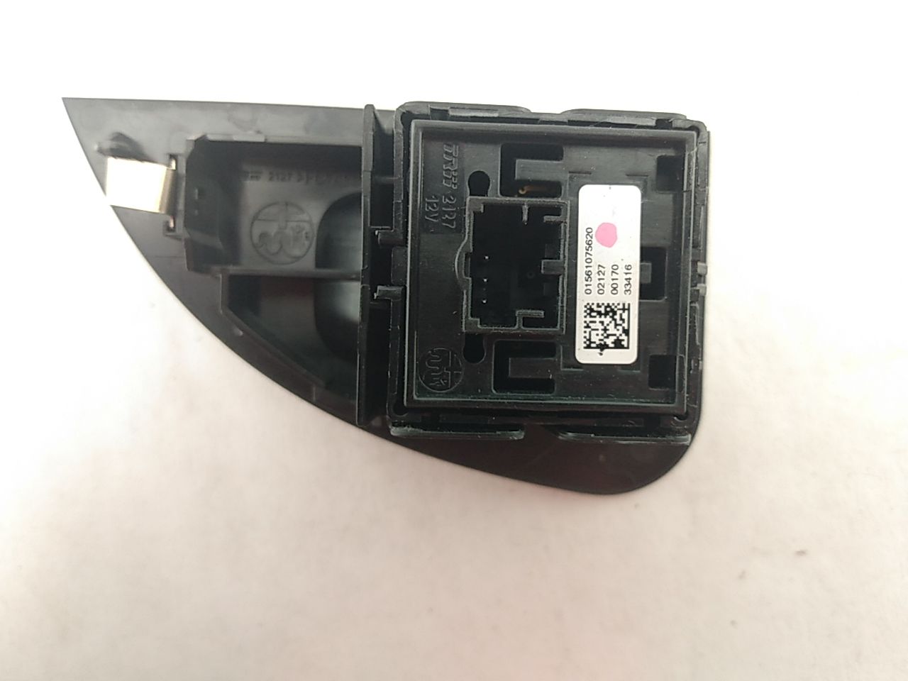 Alfa Romeo Giulia Rear Left Window Switch 
01561075620