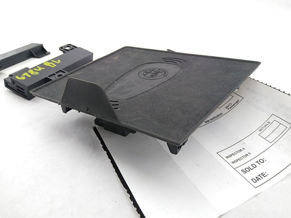Alfa Romeo Giulia Wireless Key Charging Pad
156108127