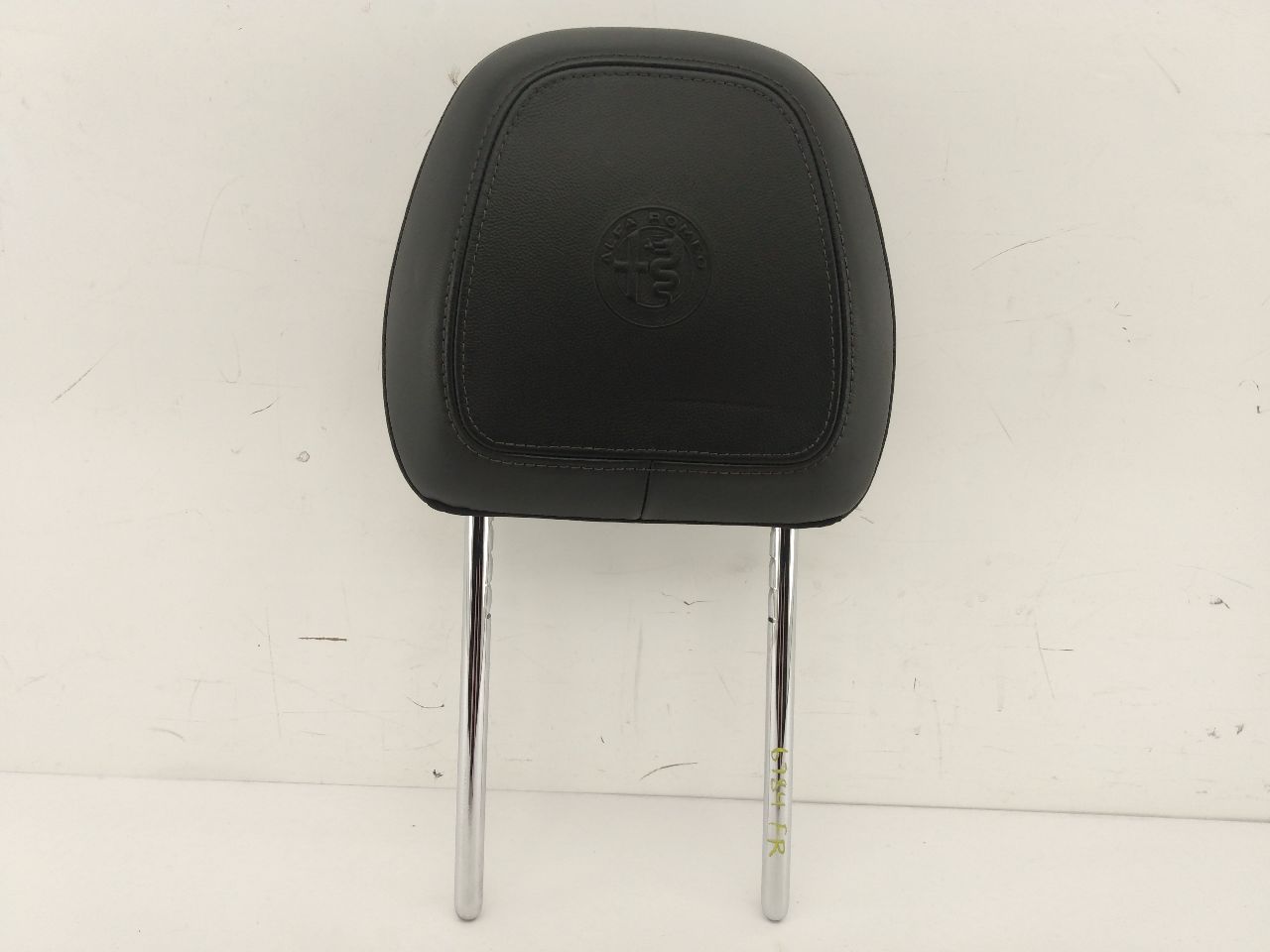 Alfa Romeo Giulia Front Right Headrest - 0