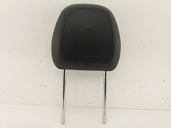 Alfa Romeo Giulia Front Right Headrest