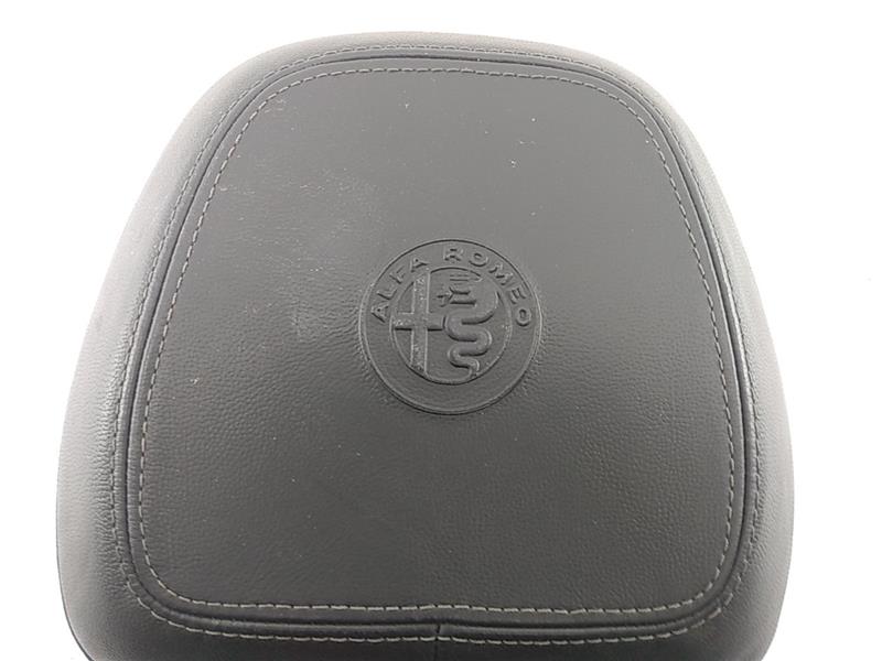 Alfa Romeo Giulia Front Left Headrest