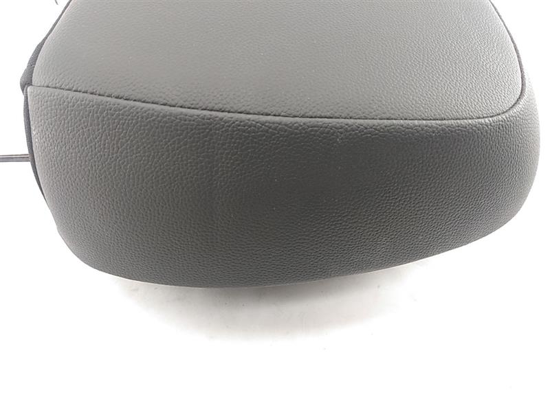 Alfa Romeo Giulia Front Left Headrest