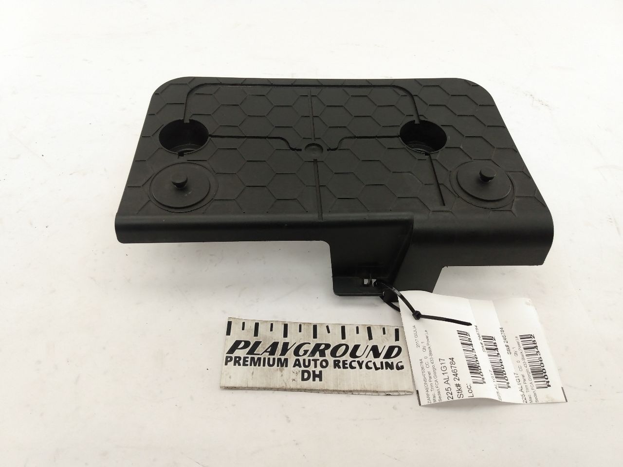 Alfa Romeo Giulia Front Right Floor Fuse Box Cover
156110385