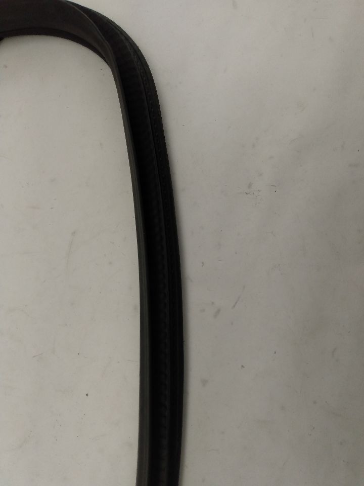 Alfa Romeo Giulia Front Right Door Seal