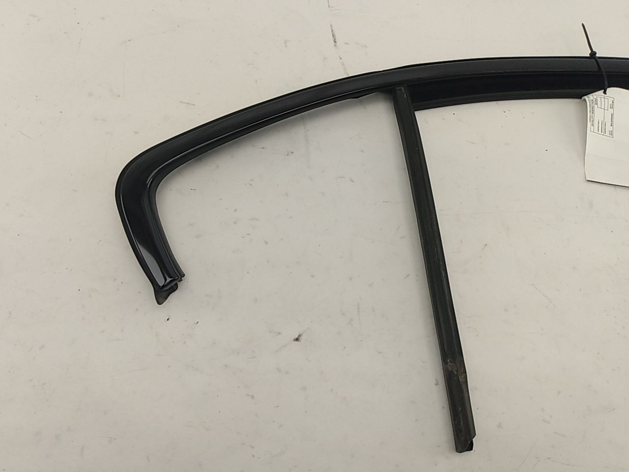 Alfa Romeo Giulia Rear Right Upper Door Moulding
