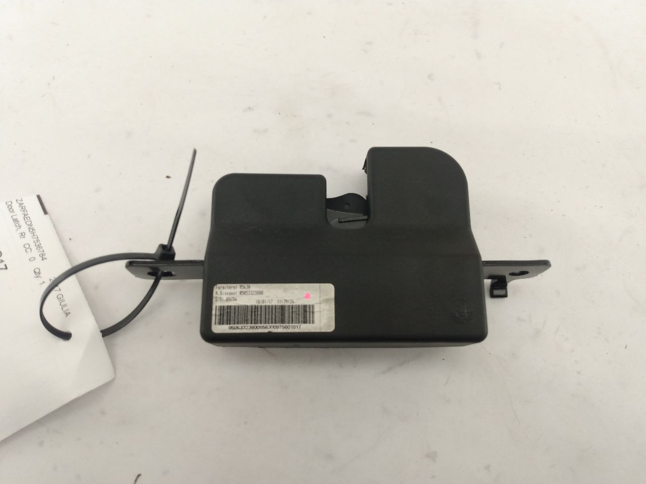Alfa Romeo Giulia Rear Left Door Latch - 0