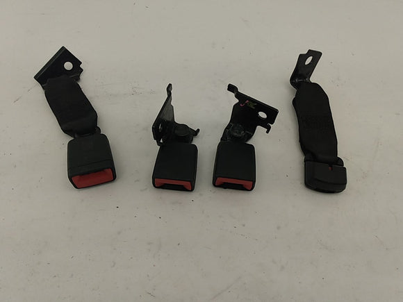 Alfa Romeo Giulia Rear Seat Belt Buckle Set