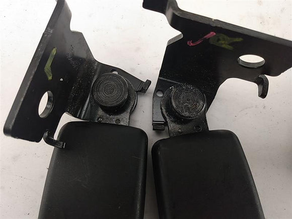 Alfa Romeo Giulia Rear Seat Belt Buckle Set