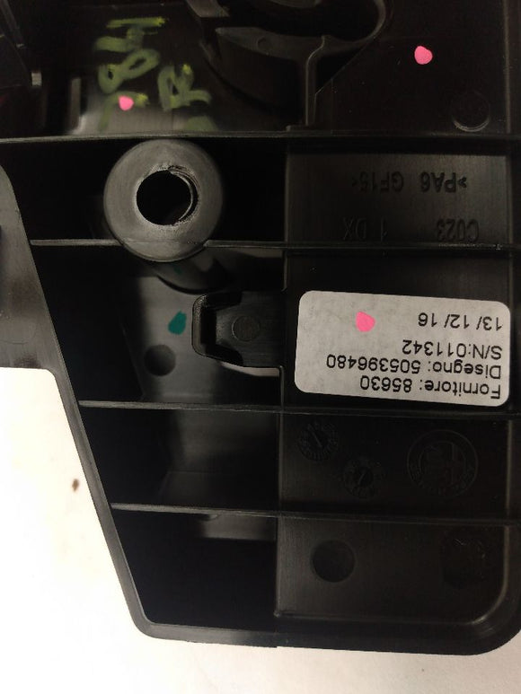 Alfa Romeo Giulia Rear Right Seat Release Handle