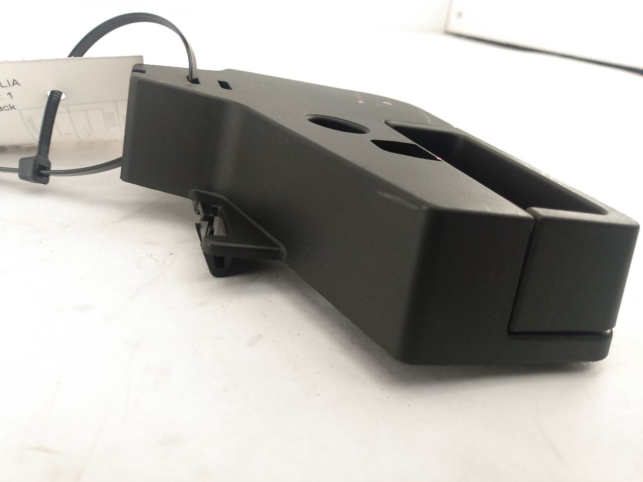 Alfa Romeo Giulia Rear Left Seat Release Handle | Playground PAR