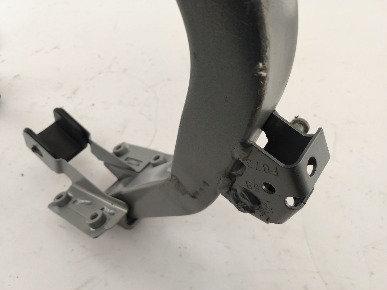 Alfa Romeo Giulia Rear Right Trunk Lid Hinge