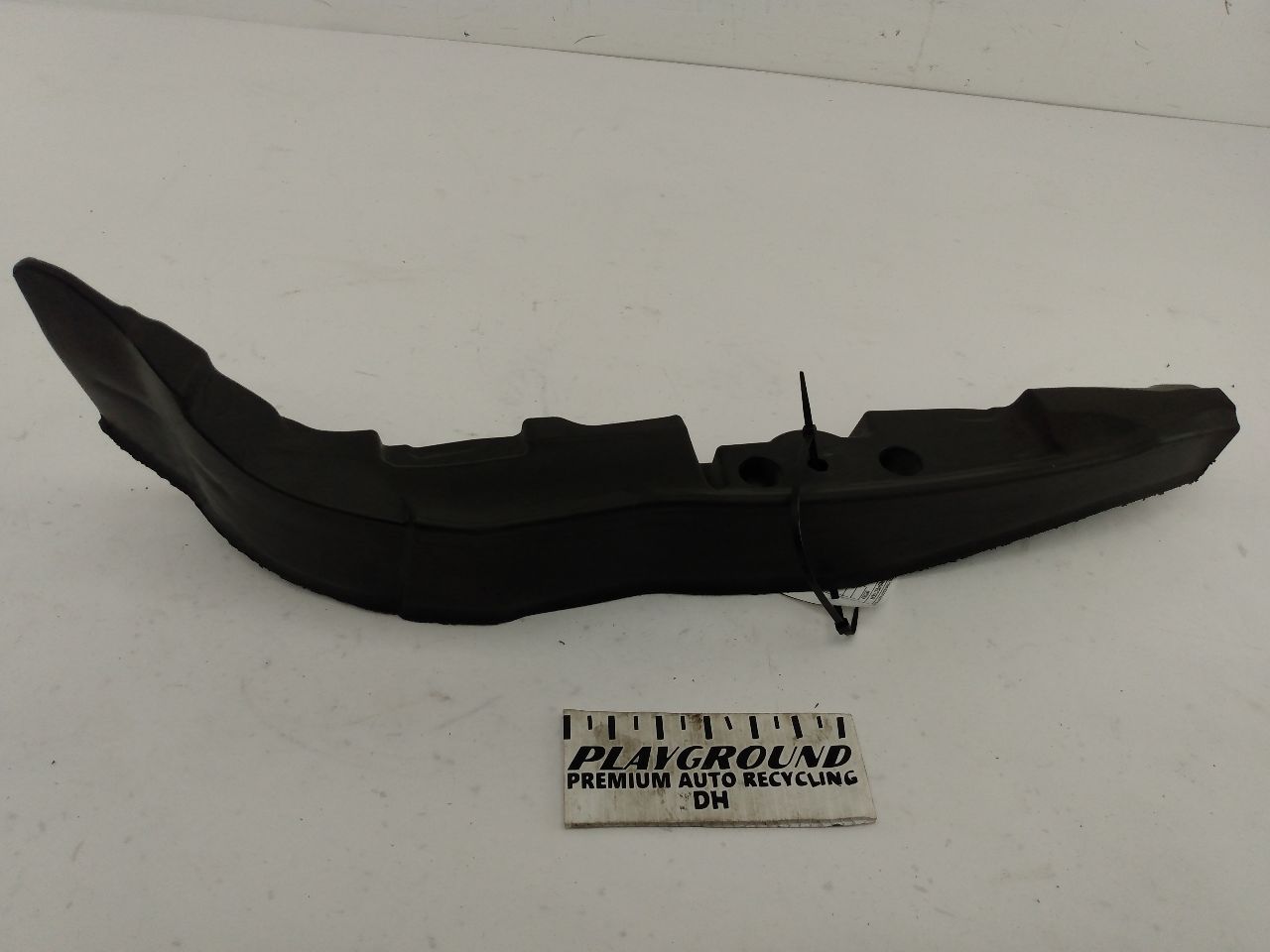 Alfa Romeo Giulia Front Left Fender Insulator