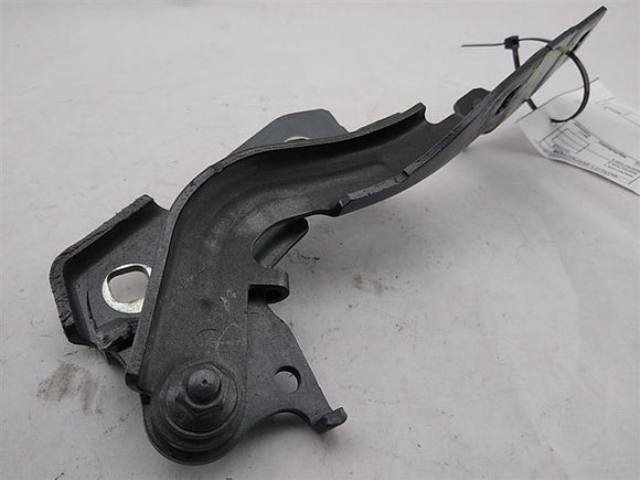 Alfa Romeo Giulia Front Right Hood Hinge