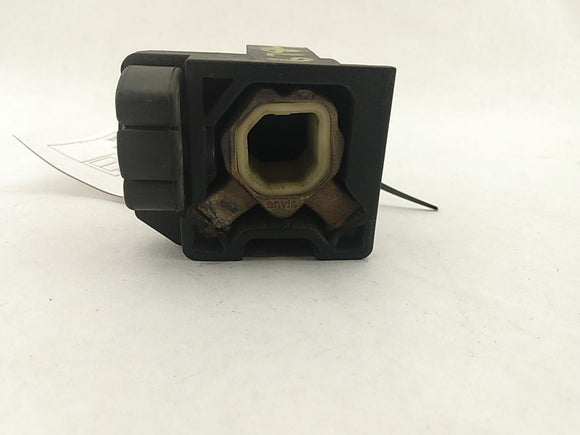 Alfa Romeo Giulia Front Right Radiator Mount