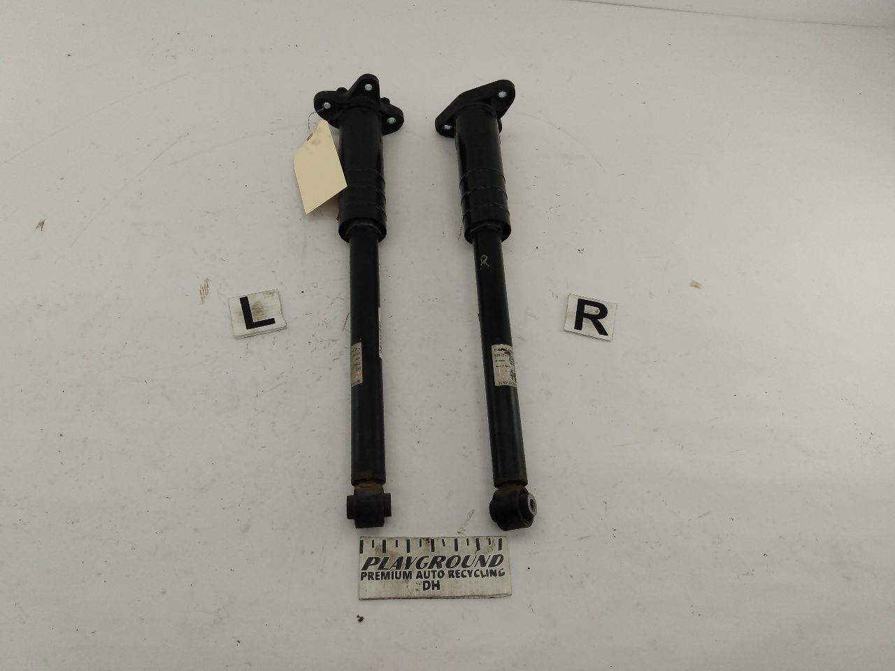 Alfa Romeo Giulia Pair Of Rear Shock Absorbers
005054646500
005054646500D5460046332916