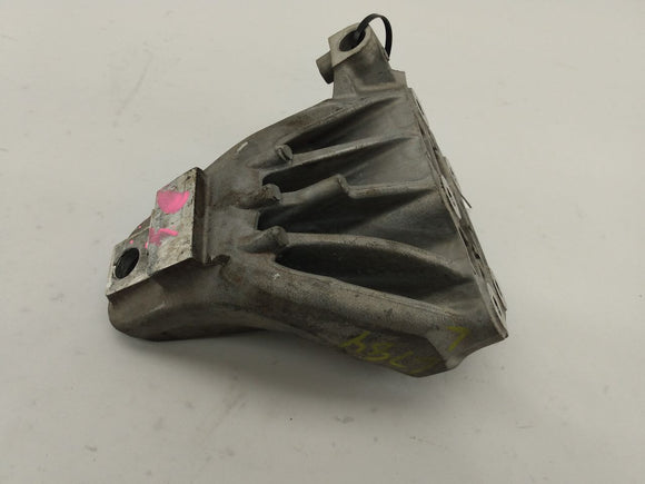 Alfa Romeo Giulia Left Engine Bracket 
 50545195SX
15045387