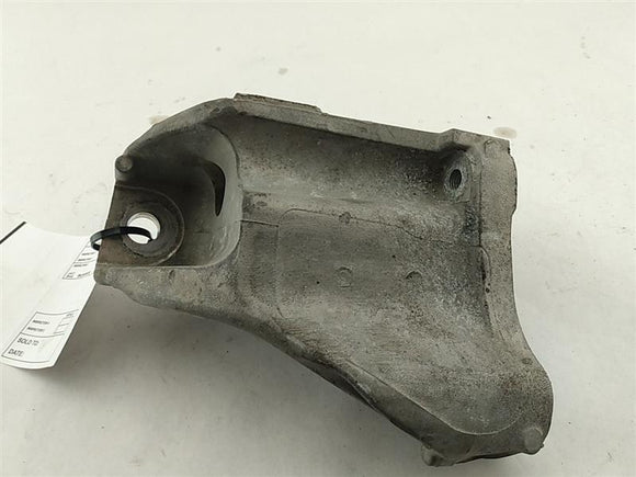 Alfa Romeo Giulia Right Engine Bracket
50537064DX
B813-1A