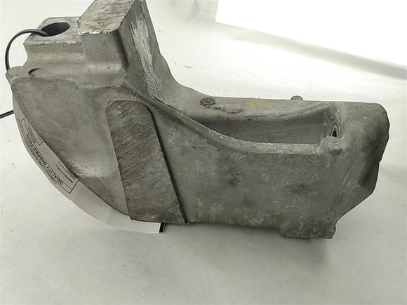 Alfa Romeo Giulia Right Engine Bracket
50537064DX
B813-1A
