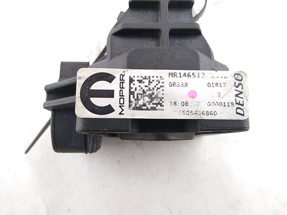 Alfa Romeo Giulia Radiator Bracket 
00505426860