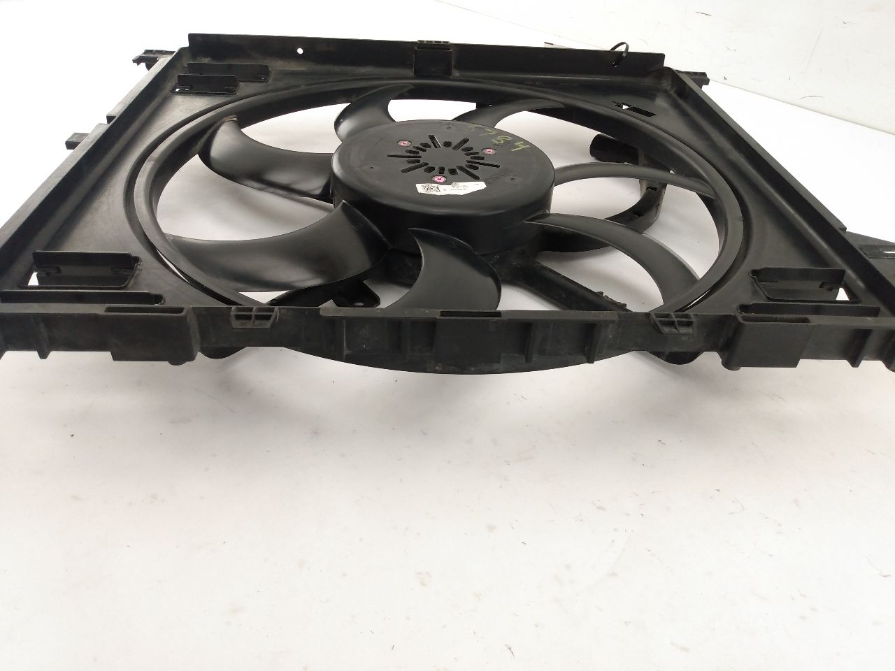 Alfa Romeo Giulia Radiator Cooling Fan Assembly
0011422