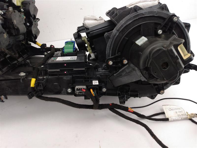 Alfa Romeo Giulia Heater Core Blower Assembly
00505374790