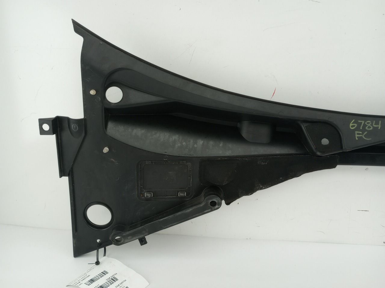 Alfa Romeo Giulia Wiper Cowl Panel 
50534709