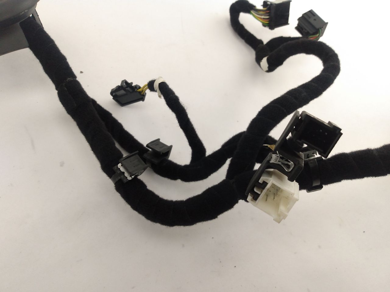 Alfa Romeo Giulia Left Front Door Harness
00505458870