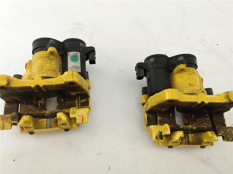 Alfa Romeo Giulia Set Of 4 Calipers 
00505415030
00505415080
00505374130
00505373130