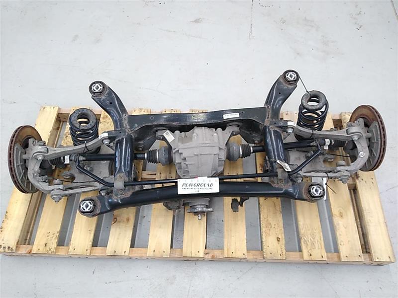 Alfa Romeo Giulia Rear Axle Differential Complete With Springs, Axle Assembly and K Frame 
00552759320