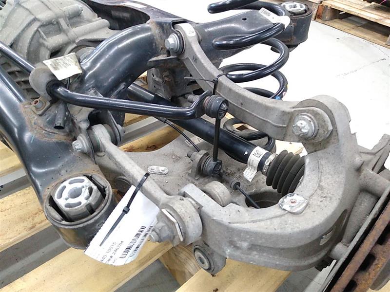 Alfa Romeo Giulia Rear Axle Differential Complete With Springs, Axle Assembly and K Frame 
00552759320