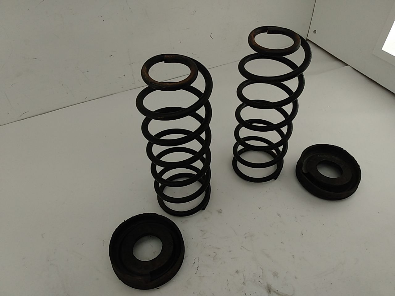 Chevrolet Camaro Left & Right Rear Coil Springs