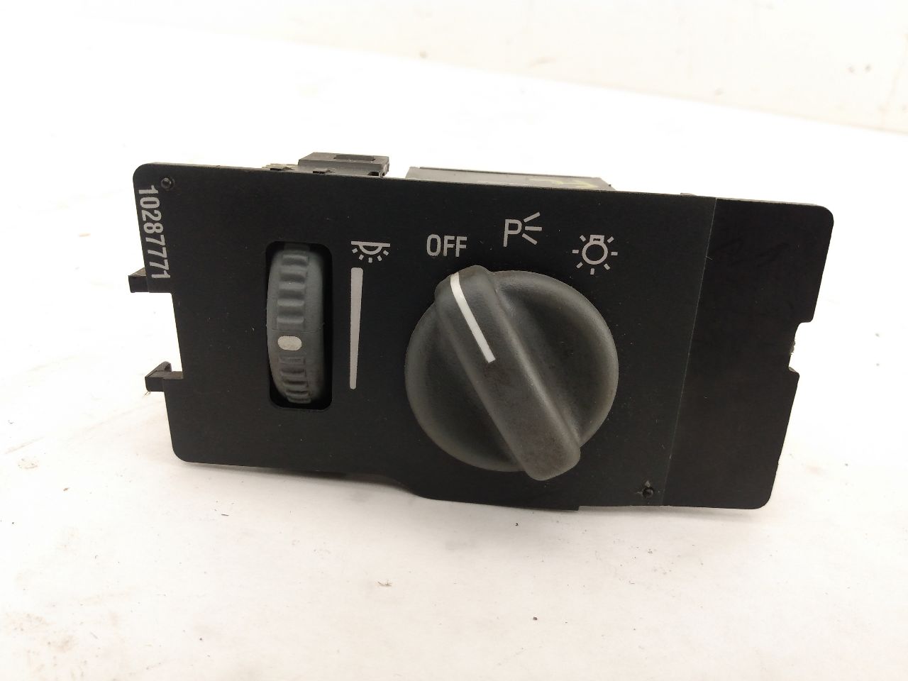 Pontiac Firebird Headlight Switch - 0