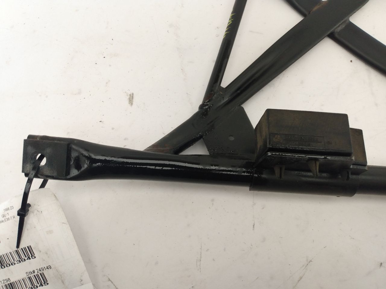 BMW Z3 Front Crossmember Support