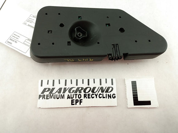 BMW Z3 Rear Left Tail Lamp Socket Assembly