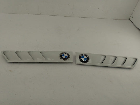 BMW Z3 Front Fender Moulding Set
