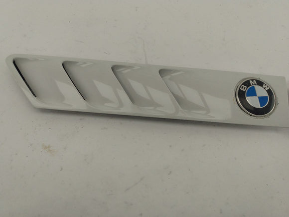BMW Z3 Front Fender Moulding Set