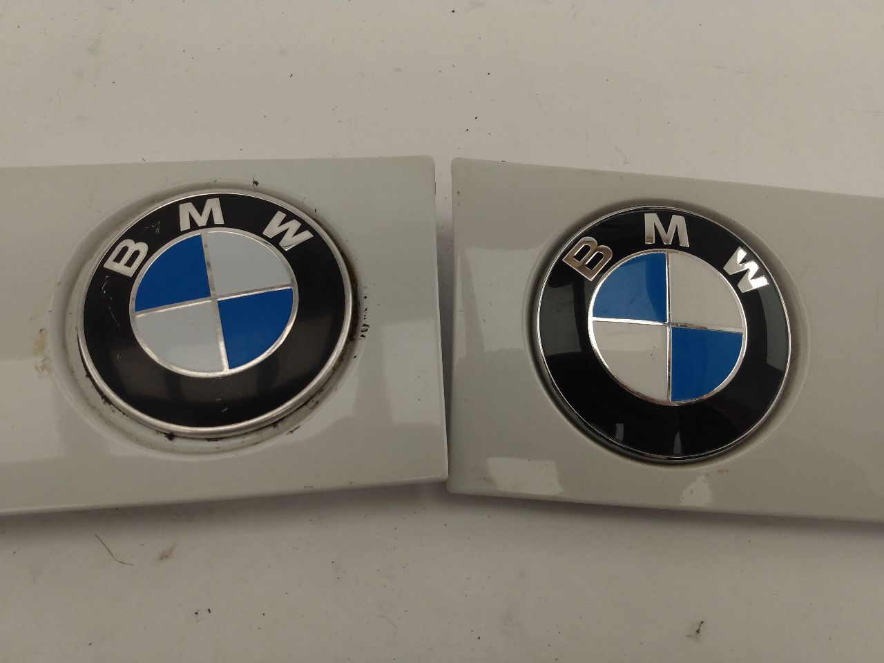 BMW Z3 Front Fender Moulding Set