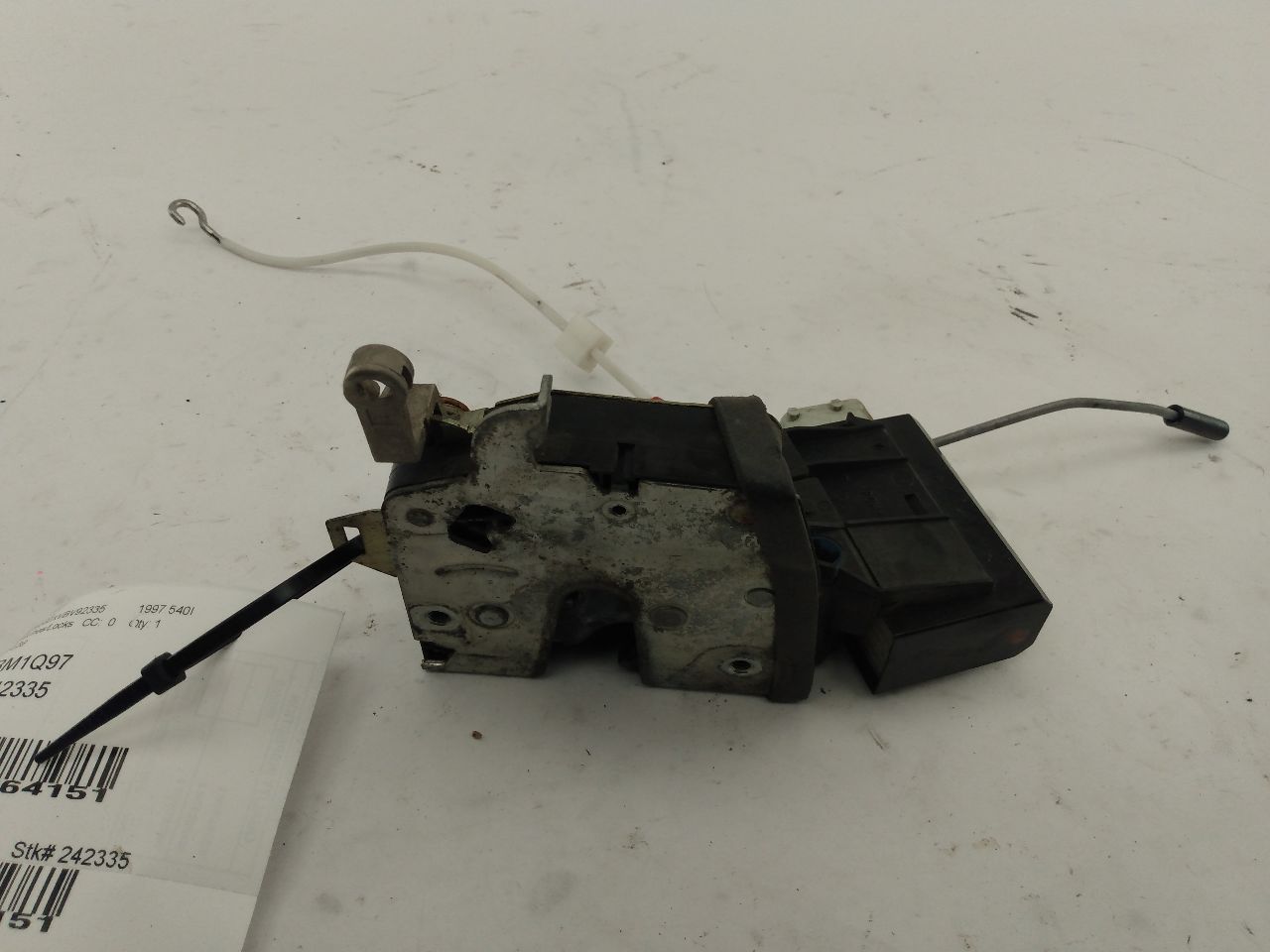 BMW 540I Front Left Door Latch Assembly - 0