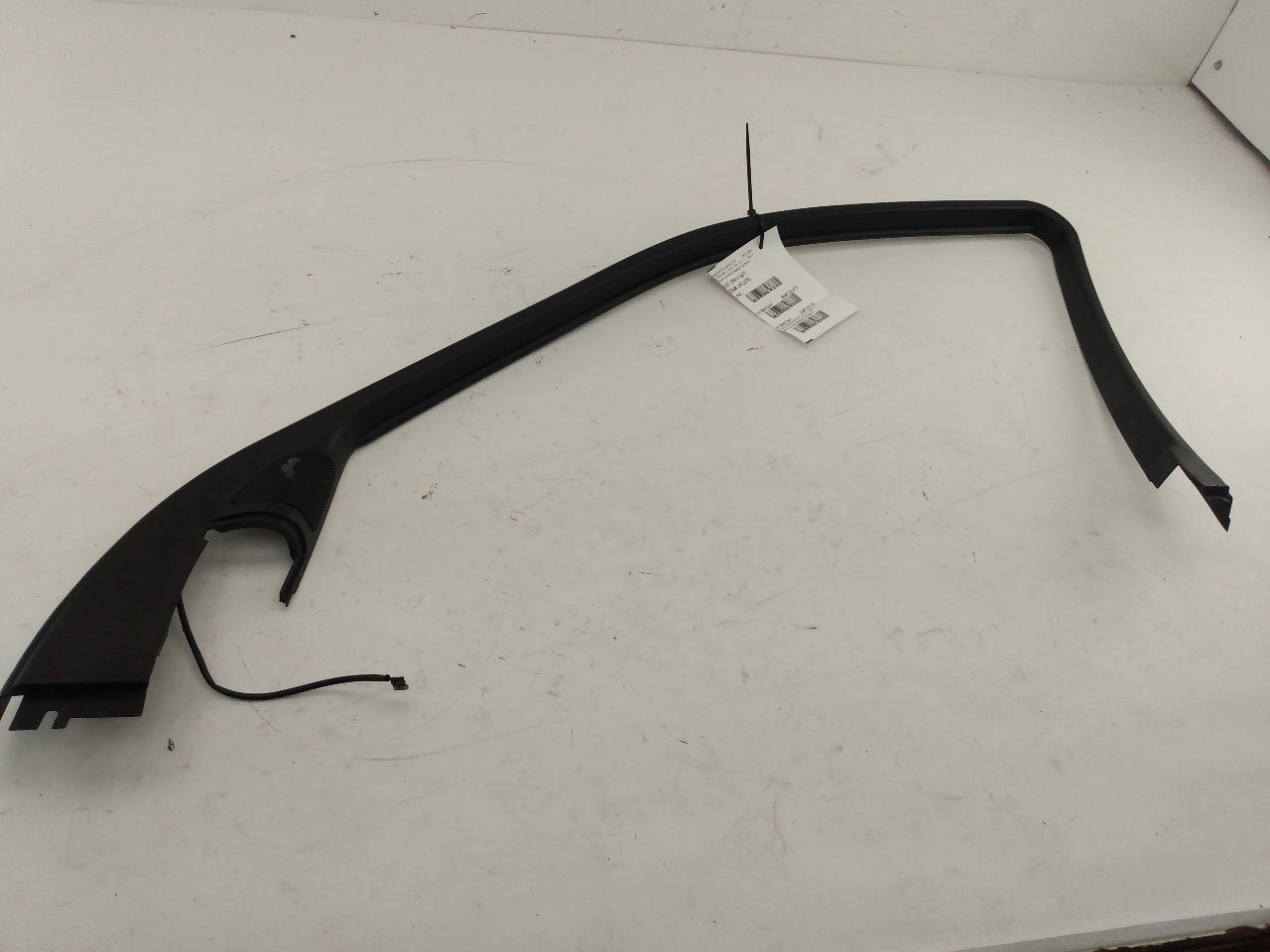 BMW 540I Front Right Door Frame Cover - 0