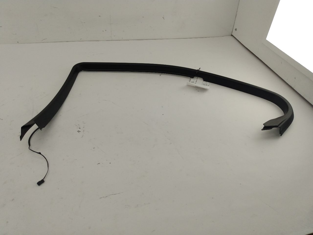 BMW 540I Rear Right Door Frame Cover - 0