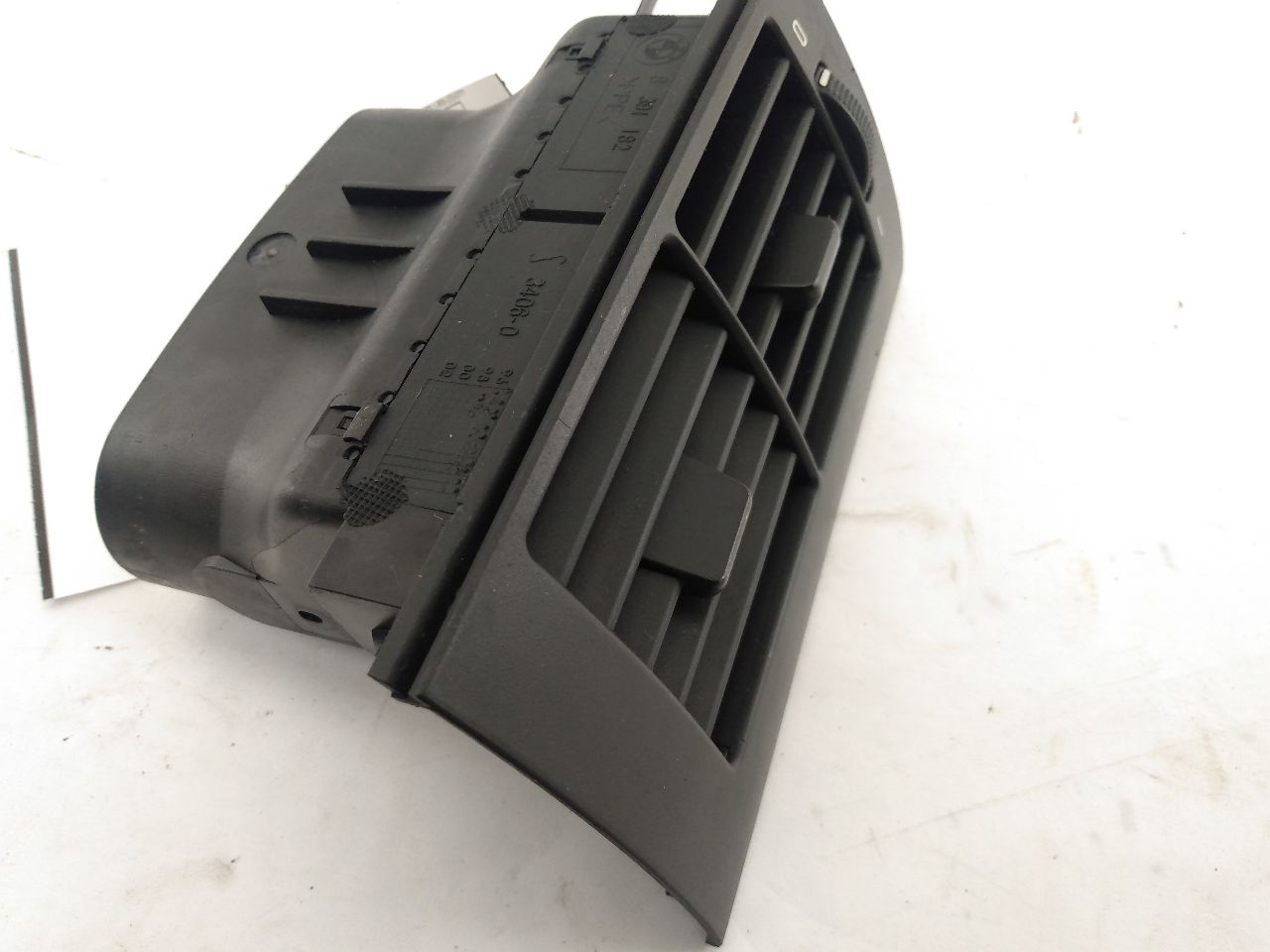 BMW 540I Rear Center HVAC Vent