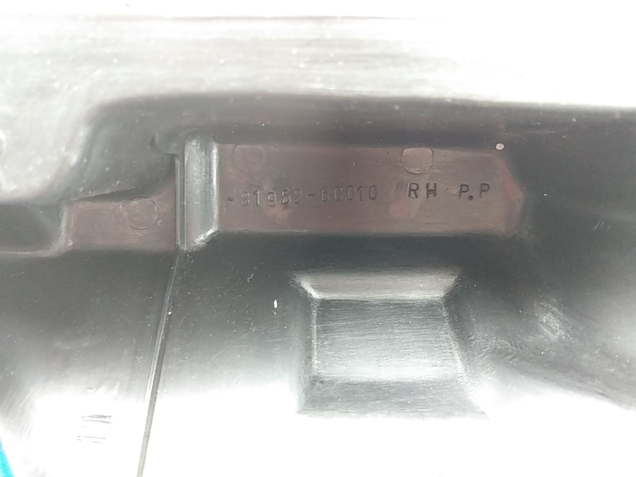 Toyota Land Cruiser Rear Right Tail Lamp Cover