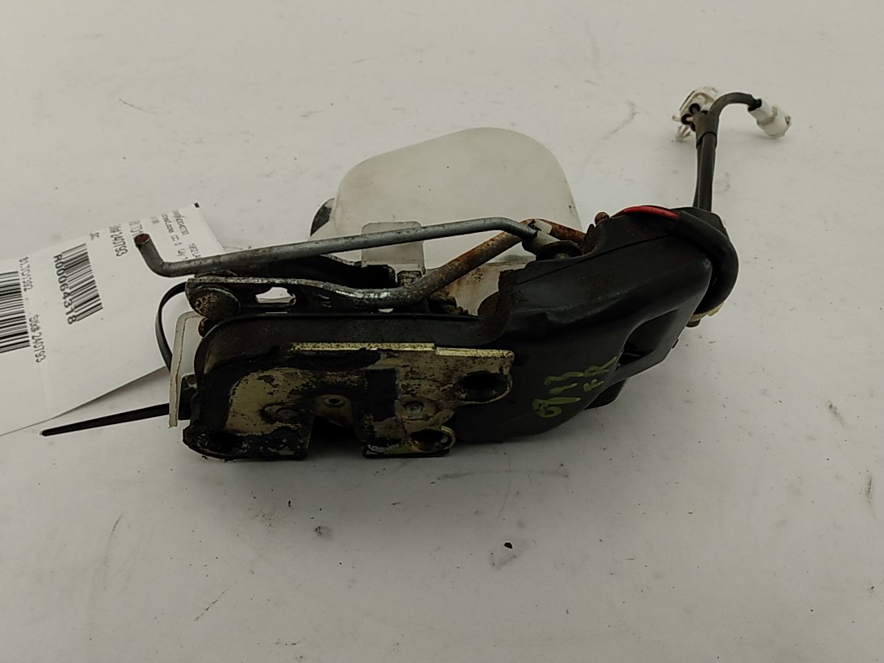 Toyota Land Cruiser Front Right Door Latch Assembly - 0
